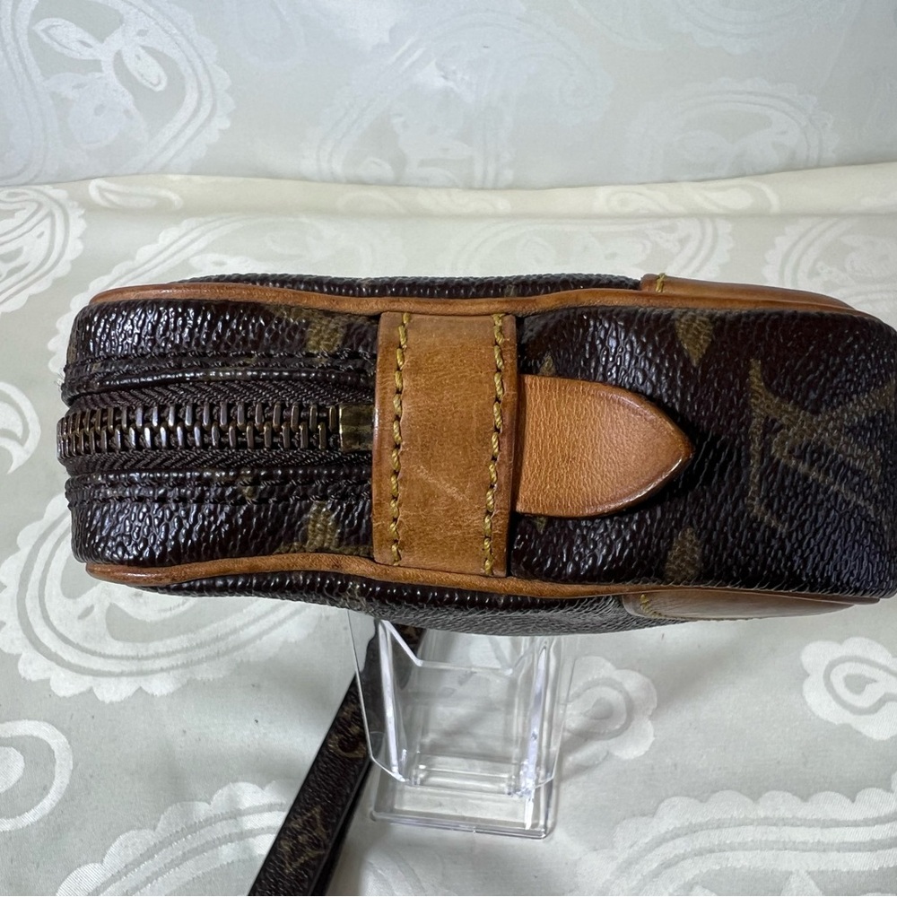 Louis Vuitton Monogram Marly Dragonne GM Wristlet Clutch - Picture 4 of 8